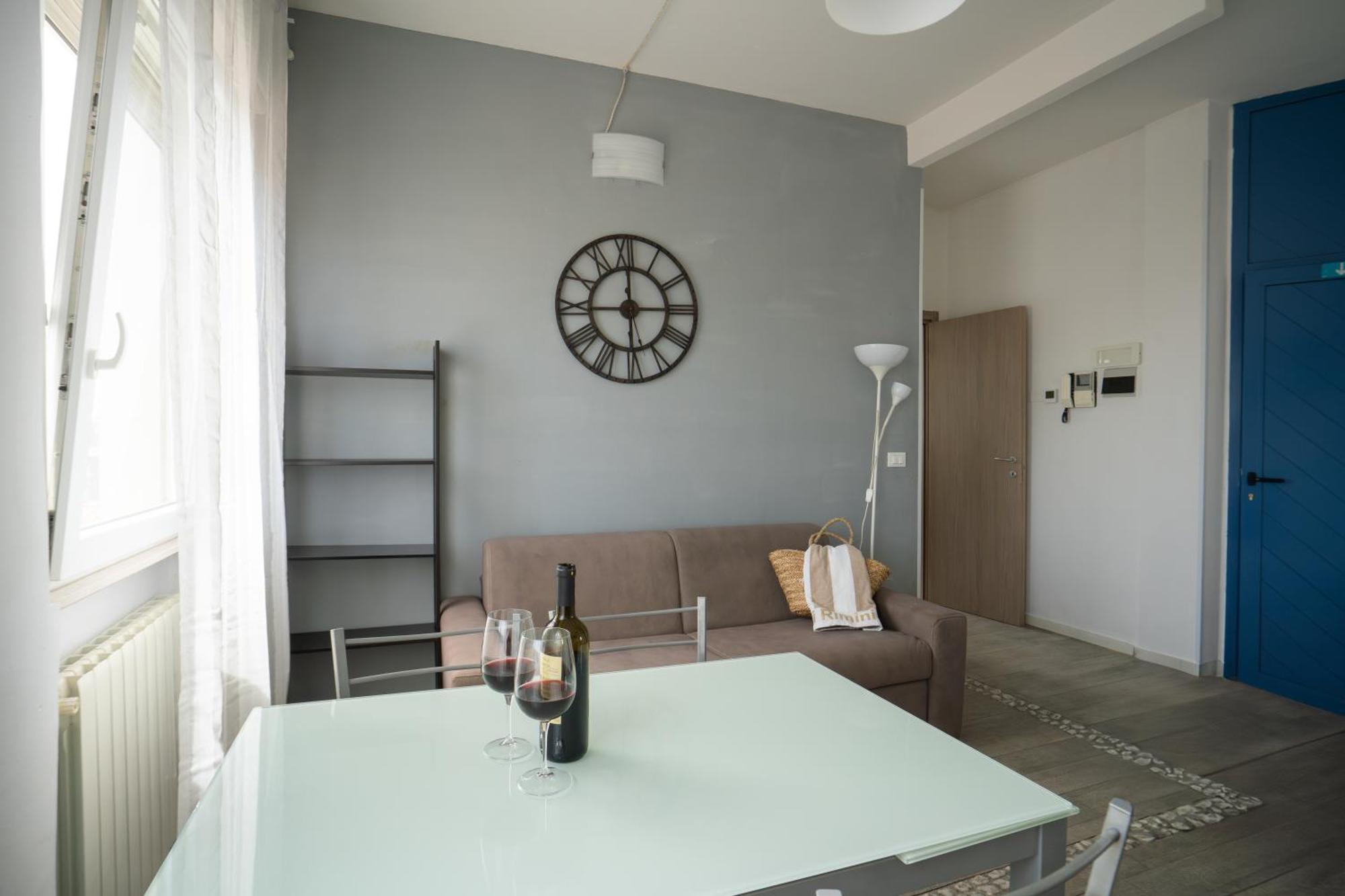 Mare Aparthotel 2*