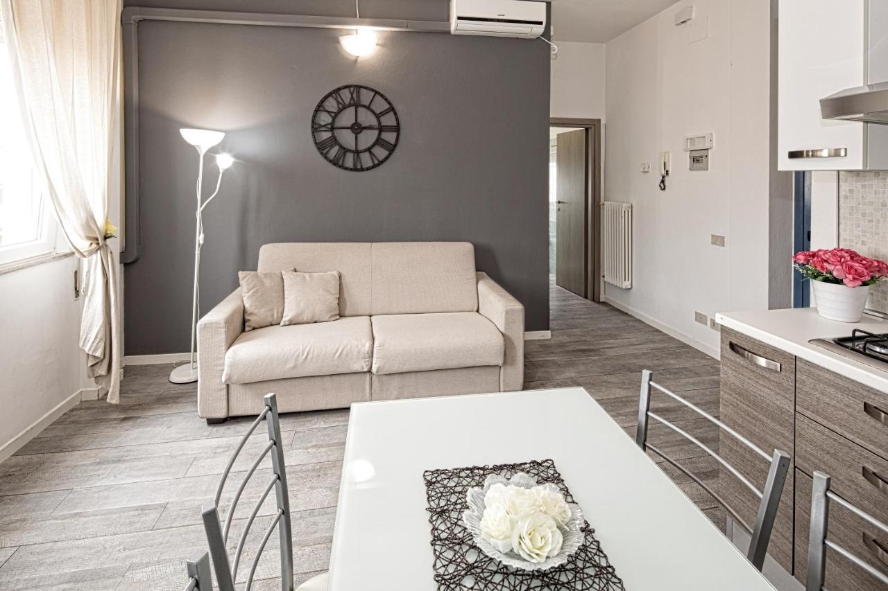 Mare Aparthotel 2*