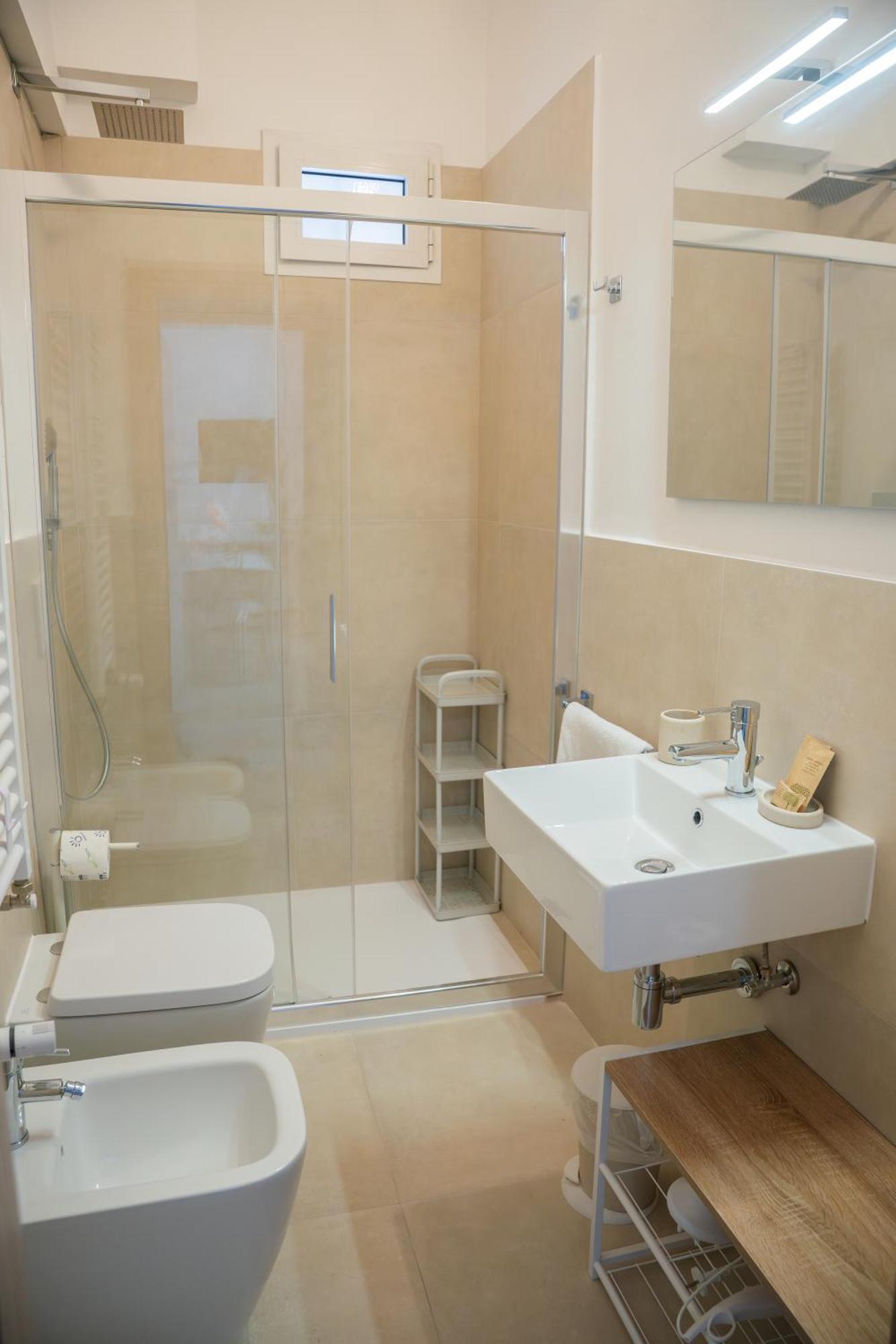 Mare Aparthotel 2*